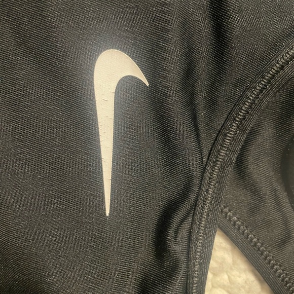 Nike Sports bra - Picture 2 of 3